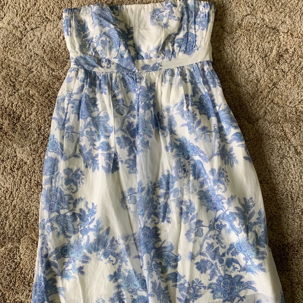 Gap strapless dress